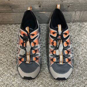 NWOT Ecco Receptor Hiking Outdoor Sneakers Tennis Shoes